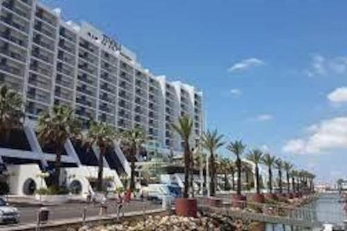 Lindo apartamento junto à praia e à Marina de Vilamoura com Piscina e Wi-Fi