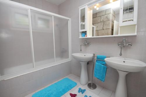 Apartments by the sea Korcula - 9000