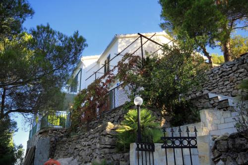 Fotografie z fotogalerie ubytování Apartments by the sea Cove Stoncica, Vis - 8941 v destinaci Vis