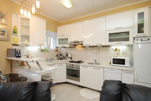 Apartments by the sea Korcula - 9132