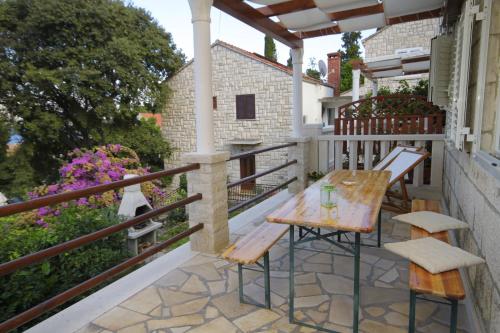 Apartments by the sea Korcula - 9132