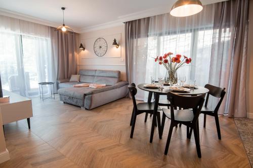 Posedenie v ubytovaní Apart Invest Centrum Park 7
