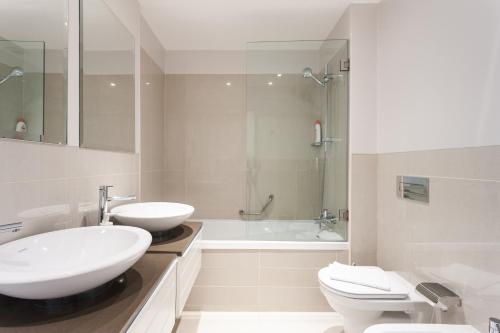 Ένα μπάνιο στο Vilamoura Pine Hills Villa