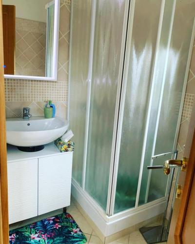 Ένα μπάνιο στο CASINA DAMÍ