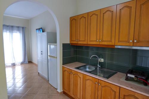 Gallery image of Kalemi Apartments in Shkalle Stenojt