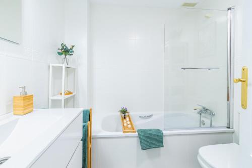 Ванная комната в Waiola Holiday