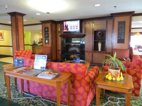 Gallery image of Baymont by Wyndham Kalamazoo East in Kalamazoo