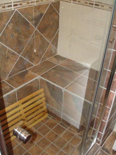 Kúpeľňa v ubytovaní Herolds Bay Accommodation - Bergwater Downstairs