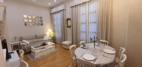 Cozy LUXURY apartments*****. The city center