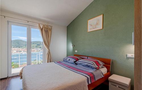 Postel nebo postele na pokoji v ubytování Stunning Apartment In Vela Luka With Wifi