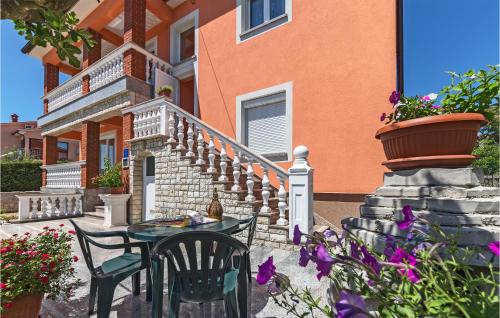 Balkón alebo terasa v ubytovaní 2 Bedroom Lovely Apartment In Labin