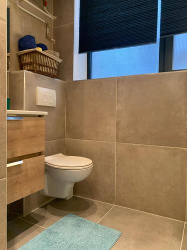Bilik mandi di Le Studio Compostelle by Maison Brasseurs d'Etoiles
