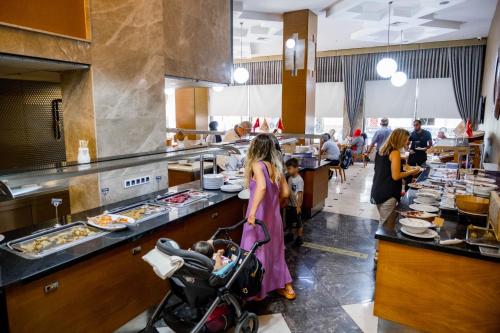 Tetamu yang menginap di Selçuk Hotel