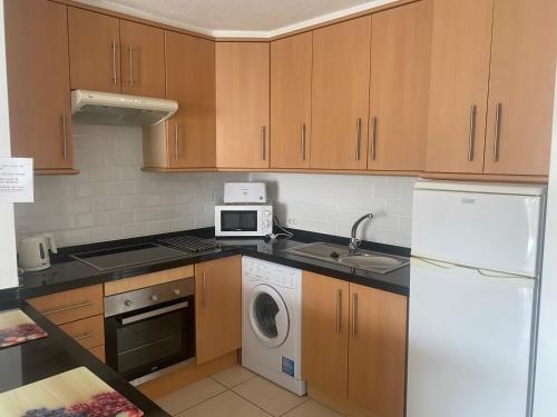 Lovely Self Catering 1 bed Apartment 6A2, Los Cristianos, Tenerife