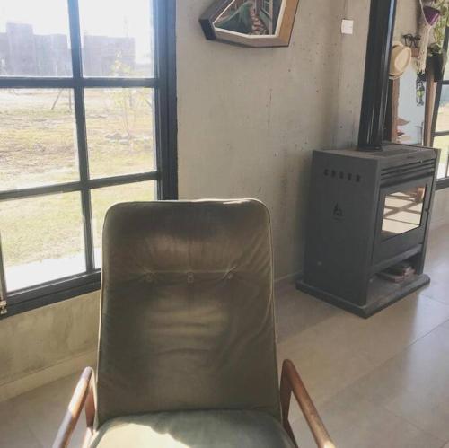 Ein Sitzbereich in der Unterkunft Moderna casa en las Paredes a 1 km del aeropuerto