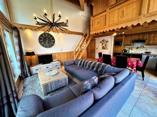 Appartement spacieux, 3 pièces + mezzanine, parking, Wifi - FR-1-598-79