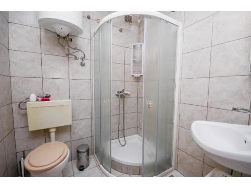 Apartments with parking space Krk - 11646