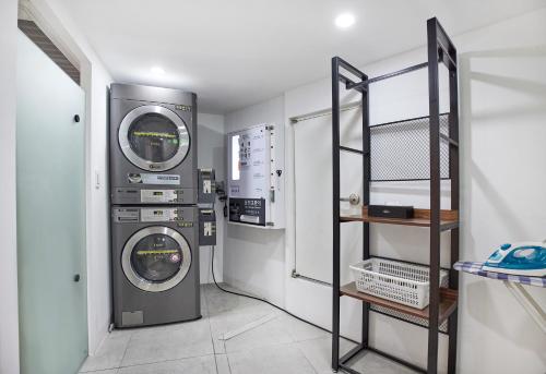 Kuchyň nebo kuchyňský kout v ubytování Creto Hotel Myeongdong