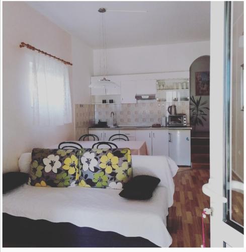Η κουζίνα ή μικρή κουζίνα στο Apartment Cvita