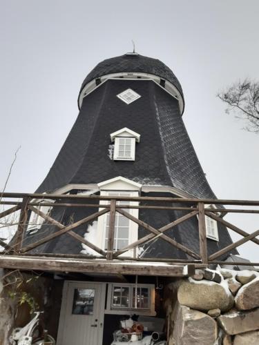 Gallery image of Väderkvarn in Höganäs