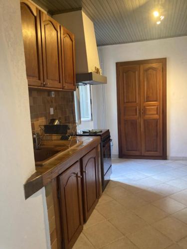 Η κουζίνα ή μικρή κουζίνα στο Casa a Stretta