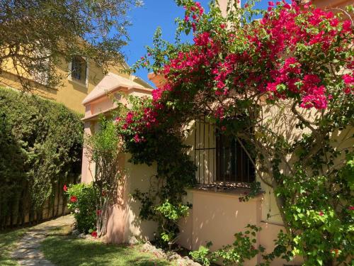 Kép Beautiful spacious 4-Bed Villa close to Marbella szállásáról Marbellában a galériában