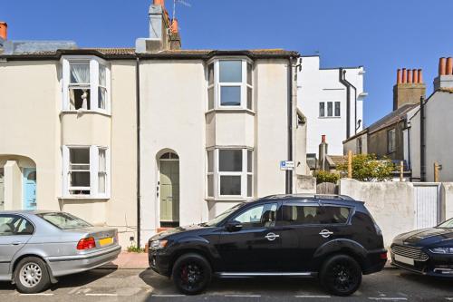 Gallery image of Homey Downtown Brighton Two Bedroom Townhouse Near Sea Front, up to 7 guests in Brighton & Hove