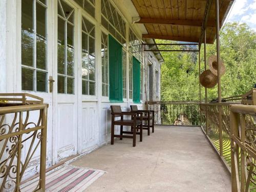 Φωτογραφία από το άλμπουμ του Authentic house with a huge garden σε Utsera