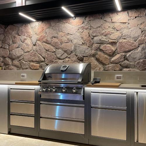 Φωτογραφία από το άλμπουμ του Luxury Suite by the pool στο Εϊλάτ