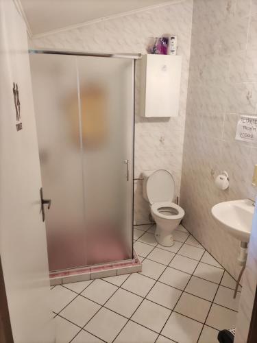 Koupelna v ubytování Vinný sklep u Brodů
