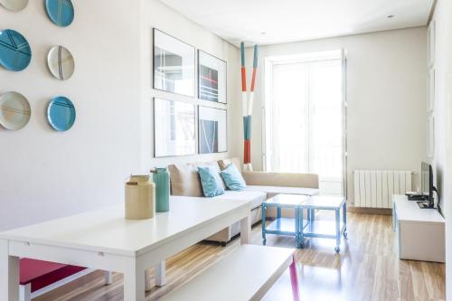 Χώρος καθιστικού στο Mola Suites