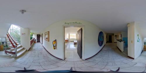 カリにあるRoof Hostelのギャラリーの写真