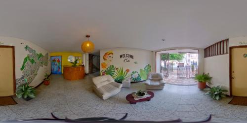 Roof Hostelにあるシーティングエリア