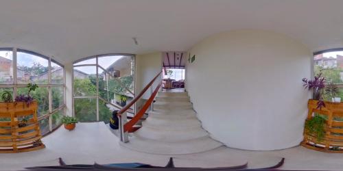 カリにあるRoof Hostelのギャラリーの写真