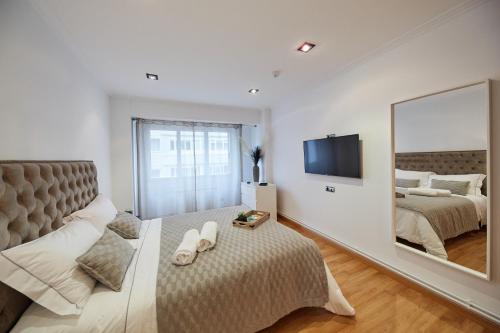 Vut Salvador Santiago