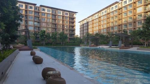 Бассейн в The Relaxing Room Mountain View at Baan Tew Lom Condominium Cha Am - Hua Hin или поблизости