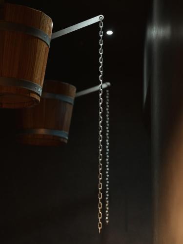 a chain hanging from a ceiling at San Michele Relais & Spa in Sirolo