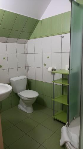 Ein Badezimmer in der Unterkunft Hotel Hradec