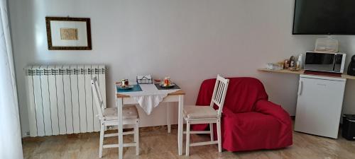 Η κουζίνα ή μικρή κουζίνα στο Villa Francesca
