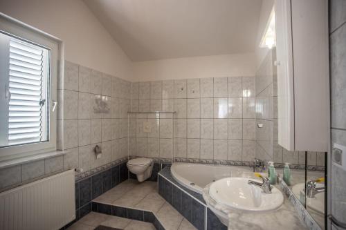 Fotografie z fotogalerie ubytování Apartmani Dojmi 3 v destinaci Šmrika