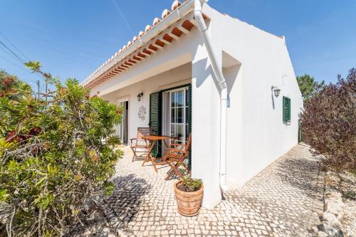 Bliss Villa