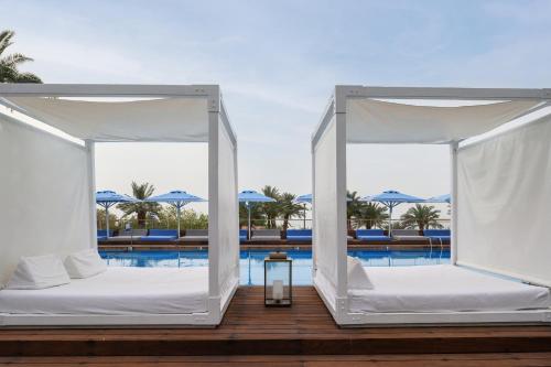 Kolam renang di atau dekat dengan Noga by Isrotel Collection