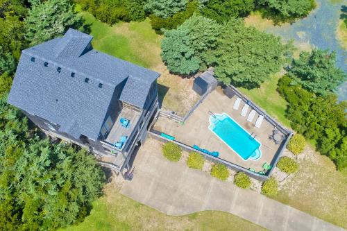 an overhead view of a building with a swimming pool at Sun Phun #10HH in Hatteras