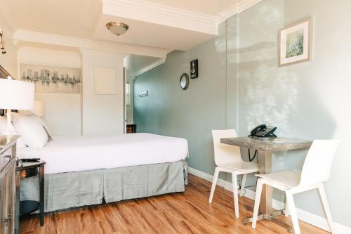 Gallery image of Seaside Laguna Inn & Suites in Laguna Beach