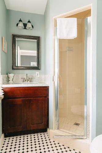 Gallery image of Seaside Laguna Inn & Suites in Laguna Beach