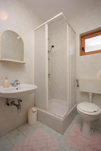 Bany a Studio Vis 2470b