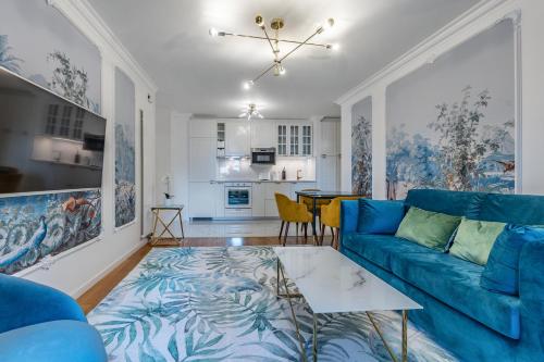 Garden of Eden 1-bedroom apartment – Lakefront