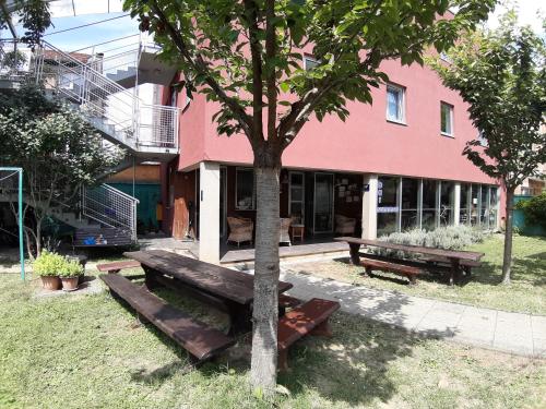 Zdjęcie z galerii obiektu Apartments and rooms with WiFi Zagreb - 15959 w Zagrzebiu
