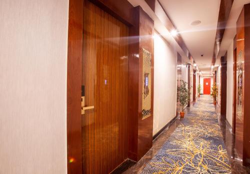 バンガロールにあるKINGSTON HOTELのギャラリーの写真