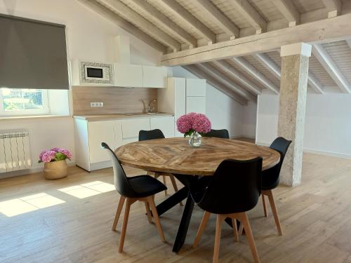 Una cocina o zona de cocina en Apartamentos Pico de Langre